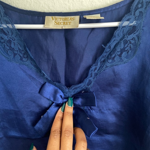 Vintage Victoria’s Secret Night Shirt - Picture 4 of 4